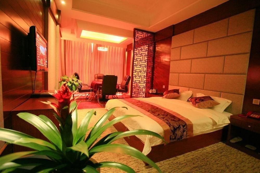 Konggang Holidy Hotel Shuangliu เฉิงตู ภายนอก รูปภาพ